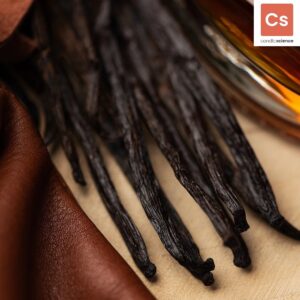 White Oak and Vanilla (Candle Science, США)