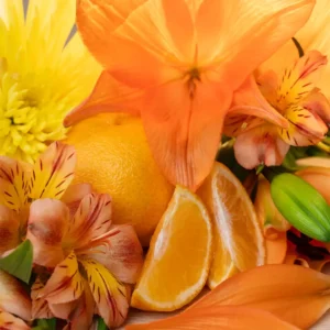 Solar Petals and Tangerine (CandleScience, США)