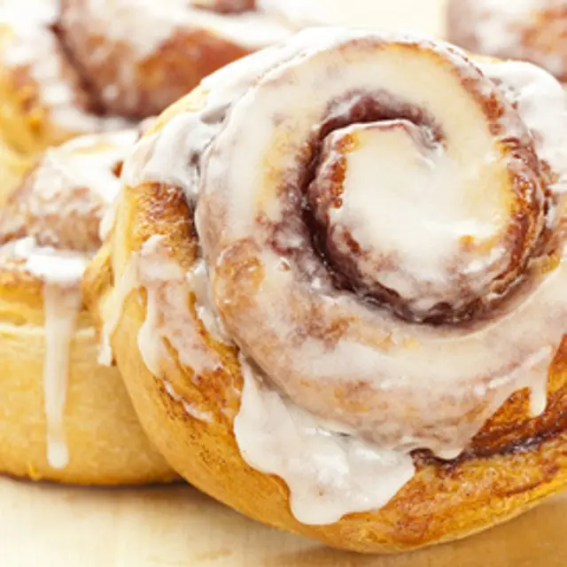 Cinnamon Buns (TFC, США)